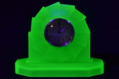 Uranium Glass - Bagley Grantham - Clock