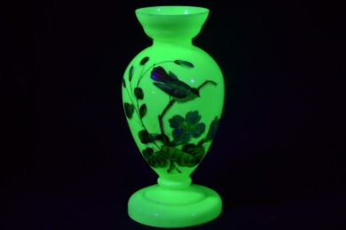 Opaline - Branching Bird Vase