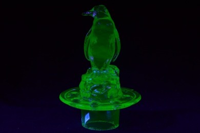 Uranium Glass - Centrepiece - Penguin