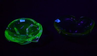 Murano - Pin dishes x 2
