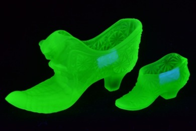 Uranium Glass - Shoes x 2