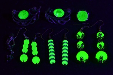 Uranium Glass - Jewellery - Earrings x 5
