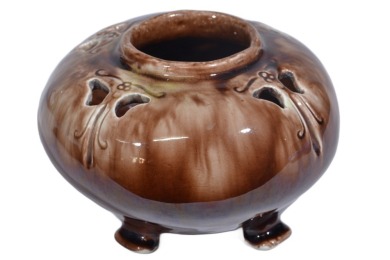 Harvey School - Pot Pouri Vase