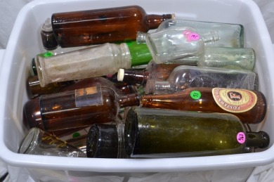 Box Lot - Bulk lot of decorative bottles