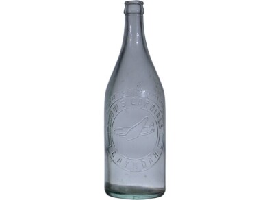 Crown seal - 26oz - Snow's Cordials, Gayndah