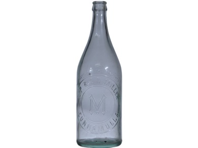 Crown seal - 24oz - W. P. & C. N. Miller, Cunnamulla