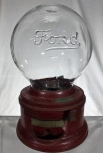 Garagenalia - Gumball Machine -Ford