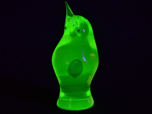 Uranium Glass - Murano Glass - Penguin