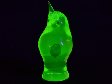 Uranium Glass - Murano Glass - Penguin