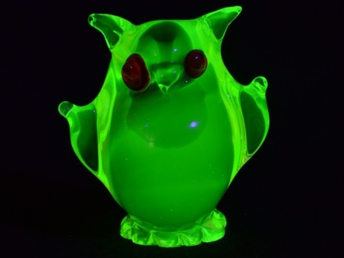 Uranium Glass - Murano Glass - Owl