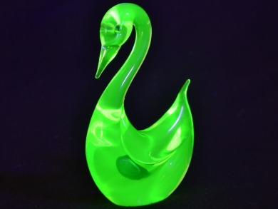 Uranium Glass - Murano Glass - Swan