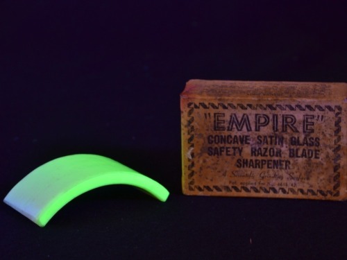 Uranium Glass - Razor hone