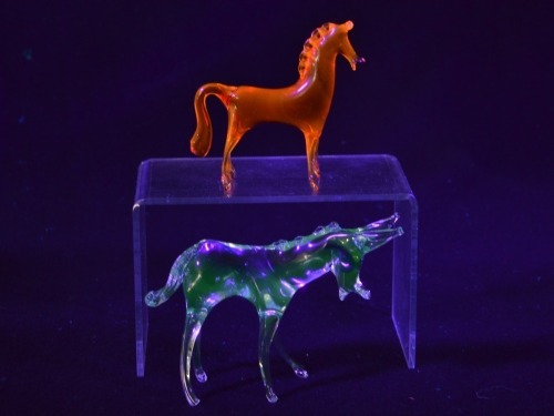 Uranium Glass - Horse X 2