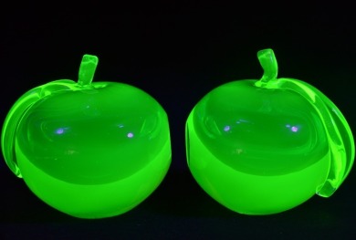 Uranium Glass - Murano Glass - Apple Bookends