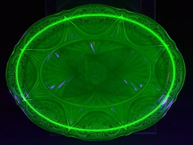 Uranium Glass - Depression Glass - Serving tray