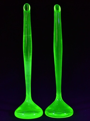 Uranium Glass - Specimen vases X 2 - Empoli