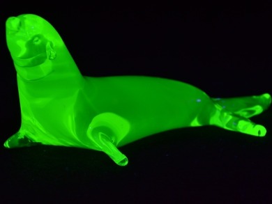 Uranium Glass - Seal