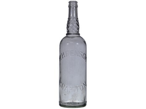Crown seal - 26oz - W. H. Henson, Grafton