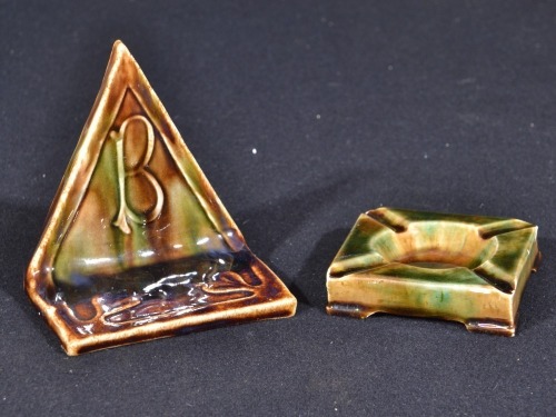 Australian Pottery - Harvey School X 2