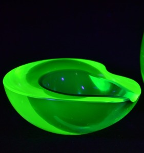 Uranium Glass - Murano Glass - Ashtray