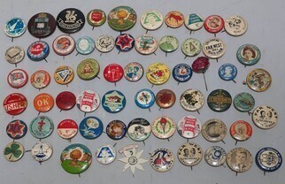 Group Lot - Badges & Buttons