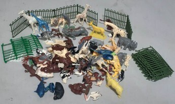 Toys - Group Lot Farm and Zoo animals
