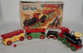 Toys - Familyjen - Tuff Tuff - Wooden Train Set - Made by Brio in Sweden