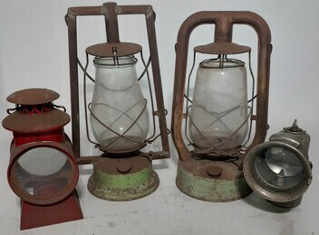 Lamps x4 - Lanora Kerosene, Kande Kerosene, Calcia Club Carbide, Decorative tea light.