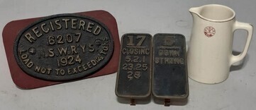 Group Lot - Plaques - Railway items