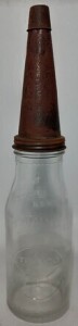 Oil Bottle - 1 Quart, Texaco Bottle with Blank Tin Top