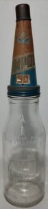 Oil Bottle - 1 Quart, Ampol (Shield T/M) Bottle with Ampol 50 Tin Top