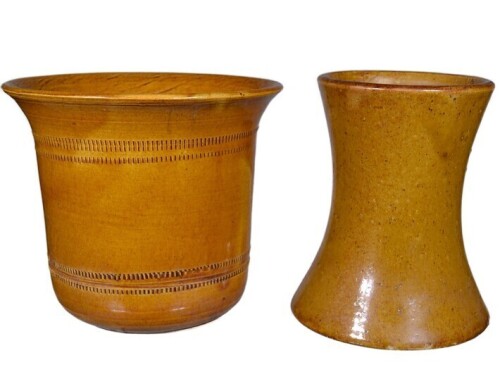 Queensland Potteries - Vases x2