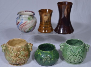 Group Lot - Assorted pots