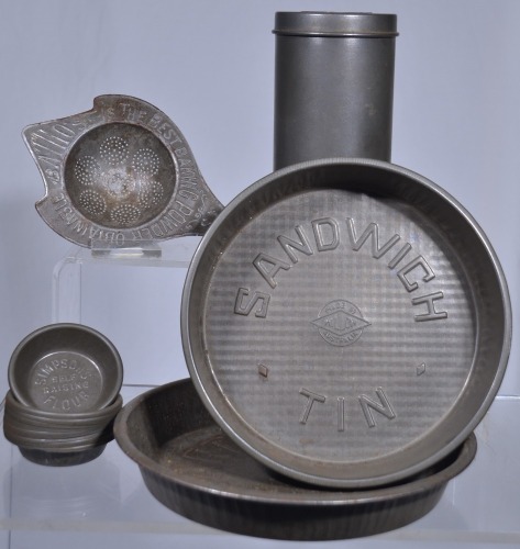 Group Lot - Advertising Kitchenware